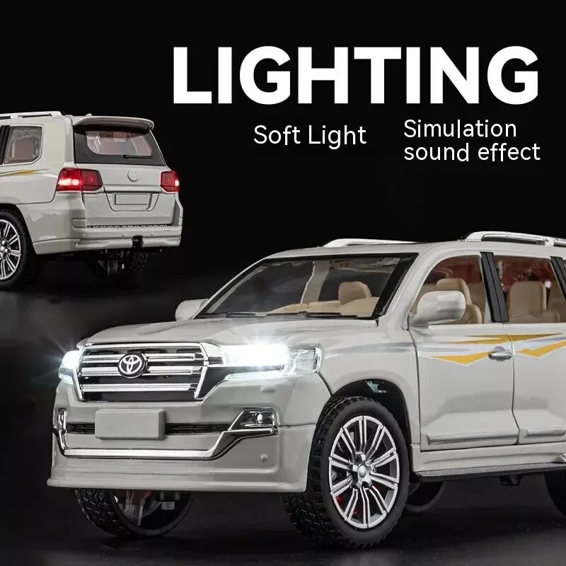 Toyota Land Cruiser™ 1:24 Scale Die-Cast Car – Premium Collectible Model